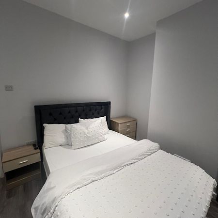 Spencer Bridge Rooms By Afl Northampton Exterior photo